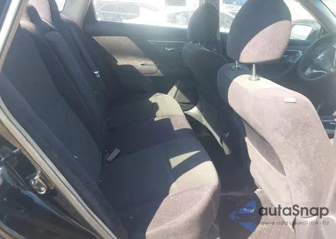 2013 Nissan Altima 2.5 S z USA, uszkodzony, nr VIN 1N4AL3AP0DC218300